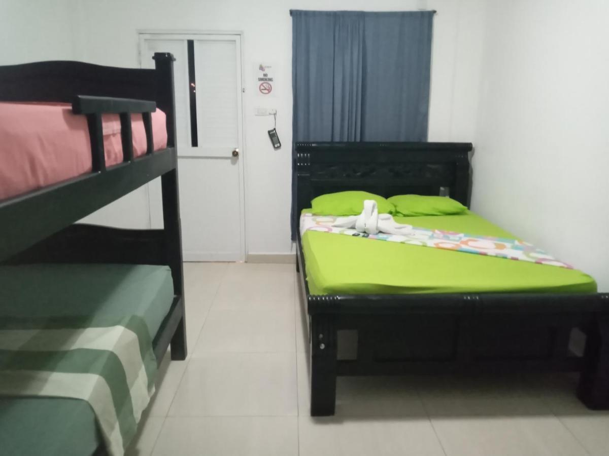 Hostal Cuyagua ปาโลมิโน ภายนอก รูปภาพ